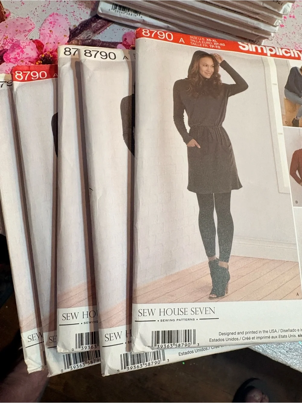 BN UNCUT SIMPLICITY 8790 A SEWING PATTERNS